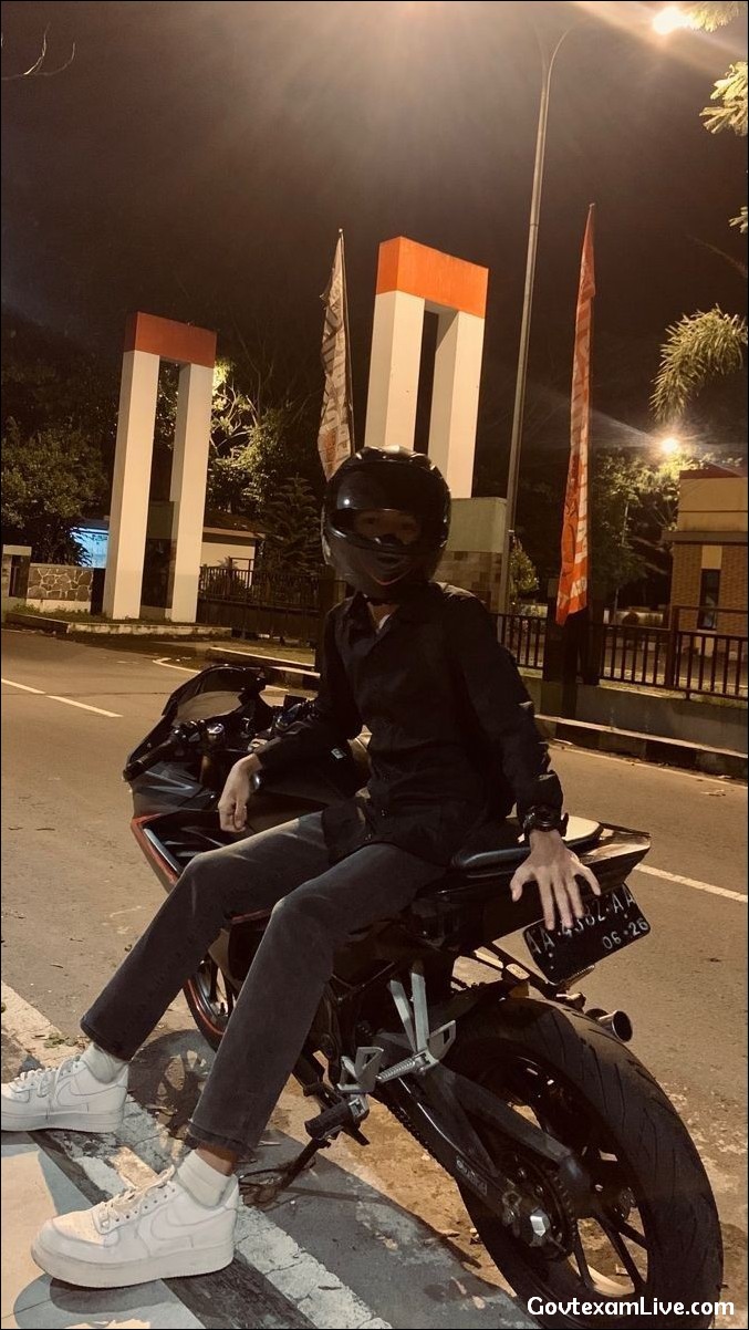 stylish-boys-dp-bike