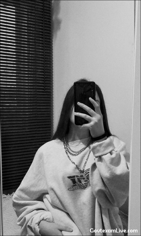 cute-hide-face-girl-pic