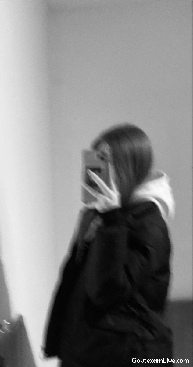 instagram-couple-hidden-face-pic