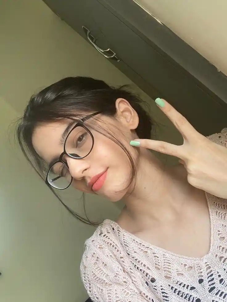 Attitude Girls Dp for Instagram