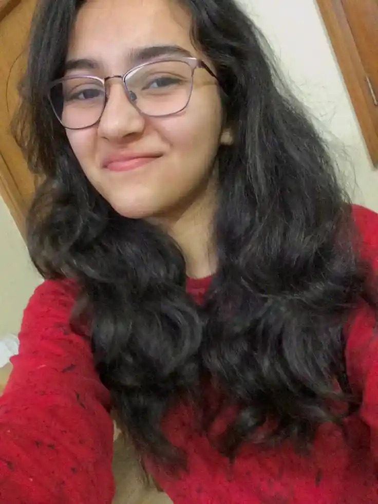 Attractive Attitude Girls Images for WhatsApp