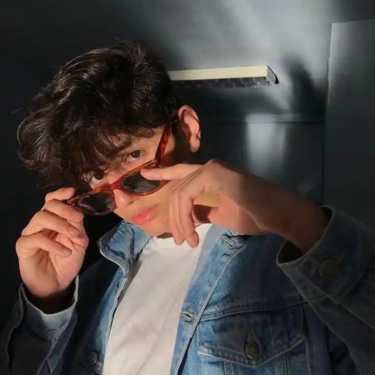 Royal Boy DP Royal Boy DP