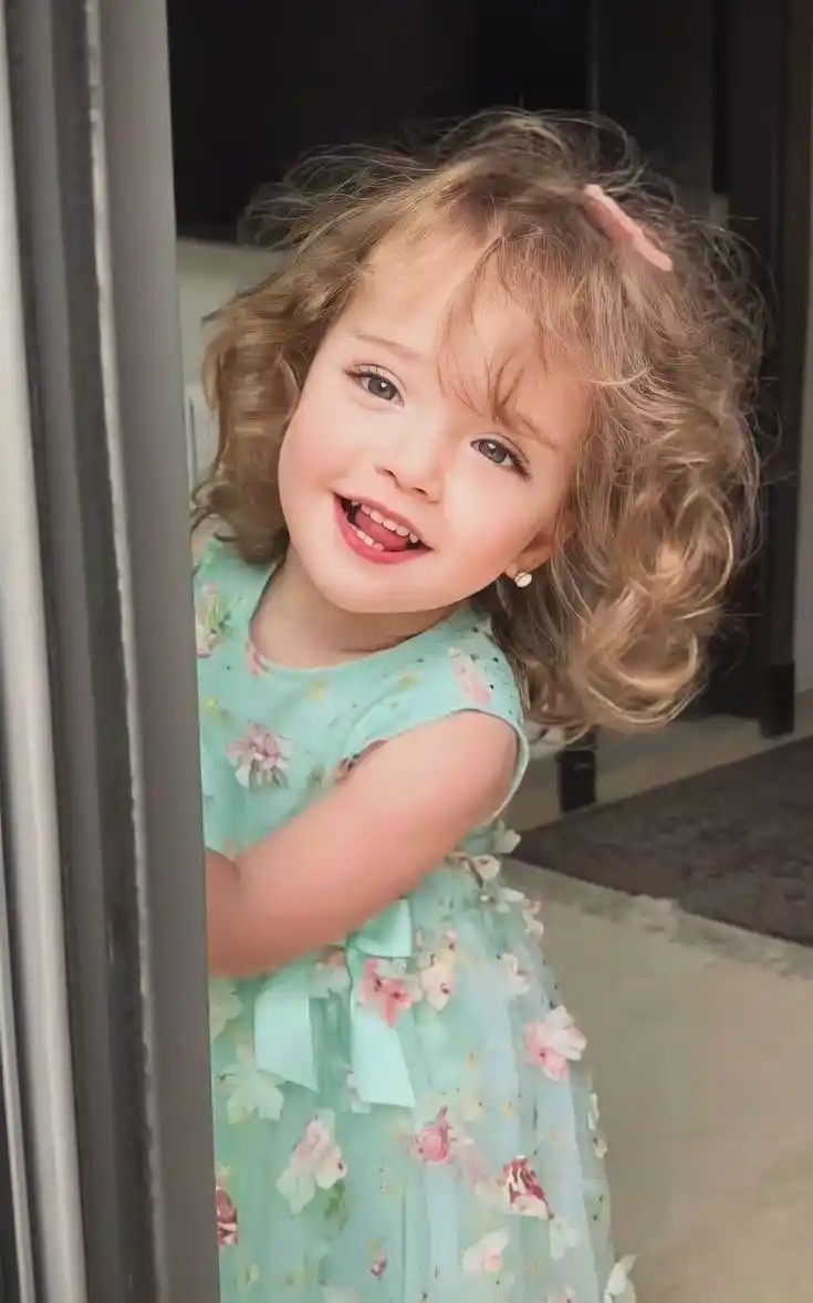 Whatsapp DP Cute Baby Girl Whatsapp DP Cute Baby Girl