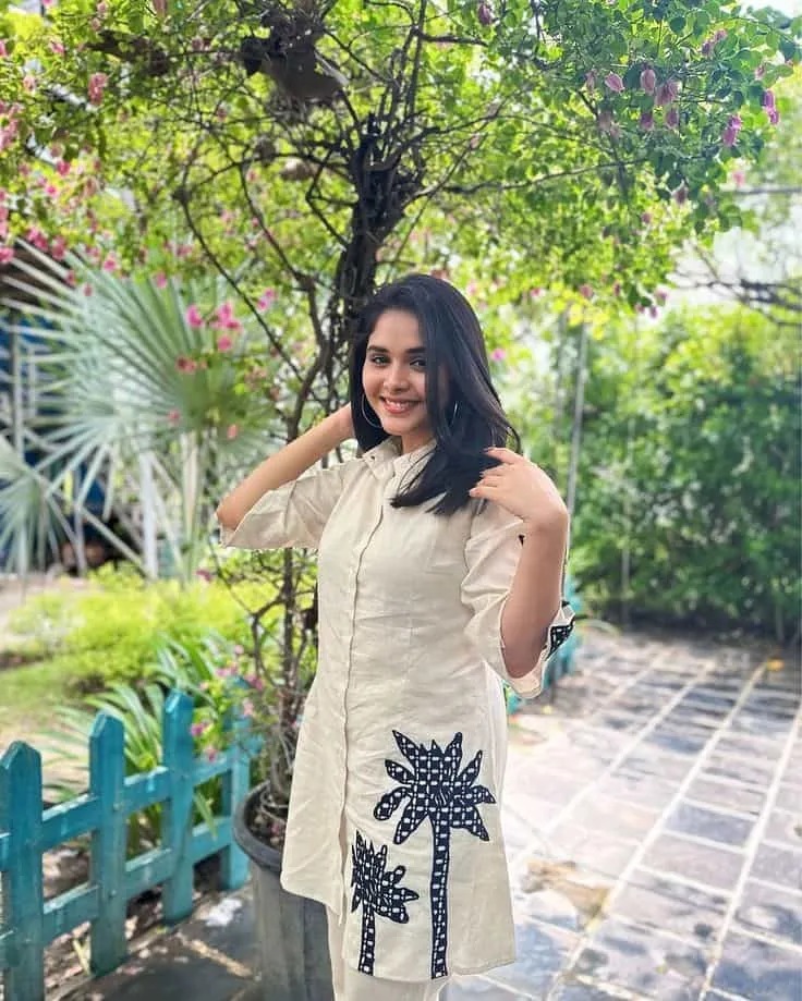 Lovely Cute Girl Dp Images Lovely Cute Girl Dp Images