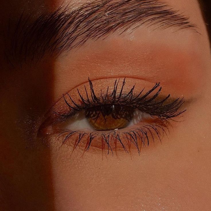Simple Girl Eyes Pic DP Simple Girl Eyes Pic DP