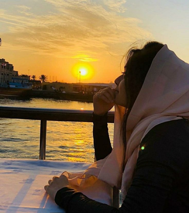 Stylish Alone DP Stylish Alone DP